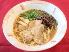 ラーメン　800円