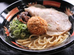 肉味噌ラーメン　950円（毎日）