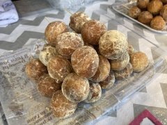 もちもちドーナッツ